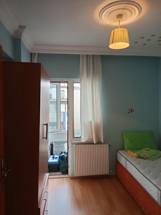 Single Room, Одноместная Комната В Доме, Chambre D'Une Personne, Habitacion Individual Istanbulská provincie Exteriér fotografie